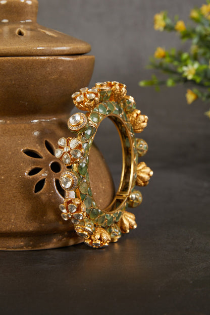 Harini Floral Carved Kada 