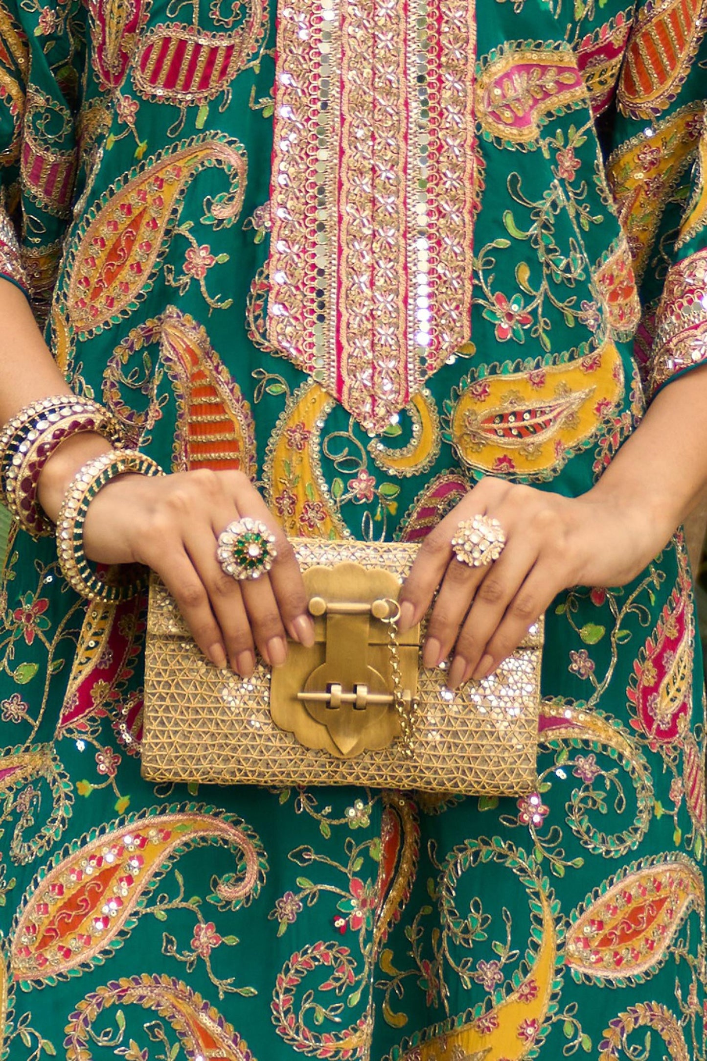 Anvi Polki Ring 