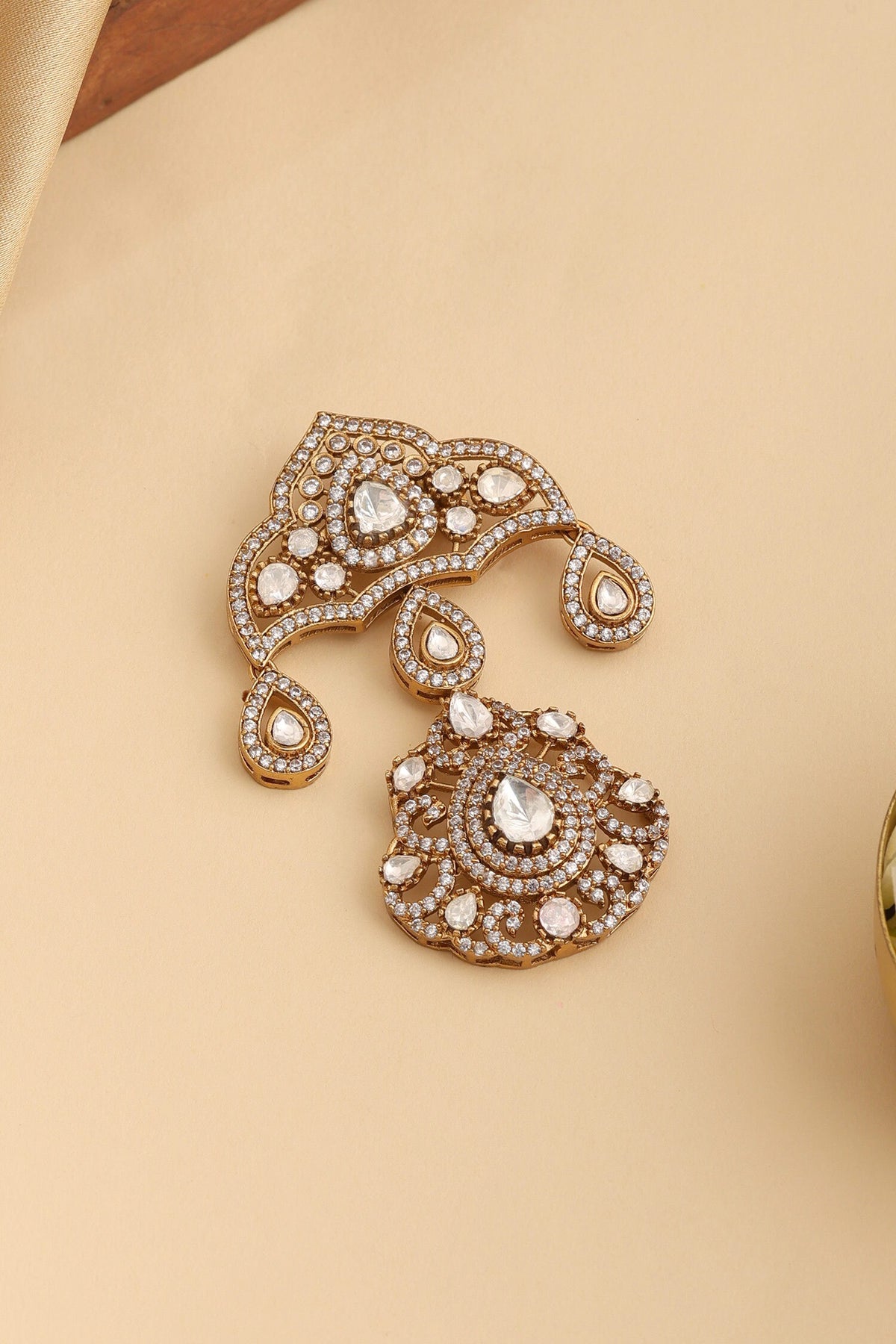 Kundan Brass Brooch 