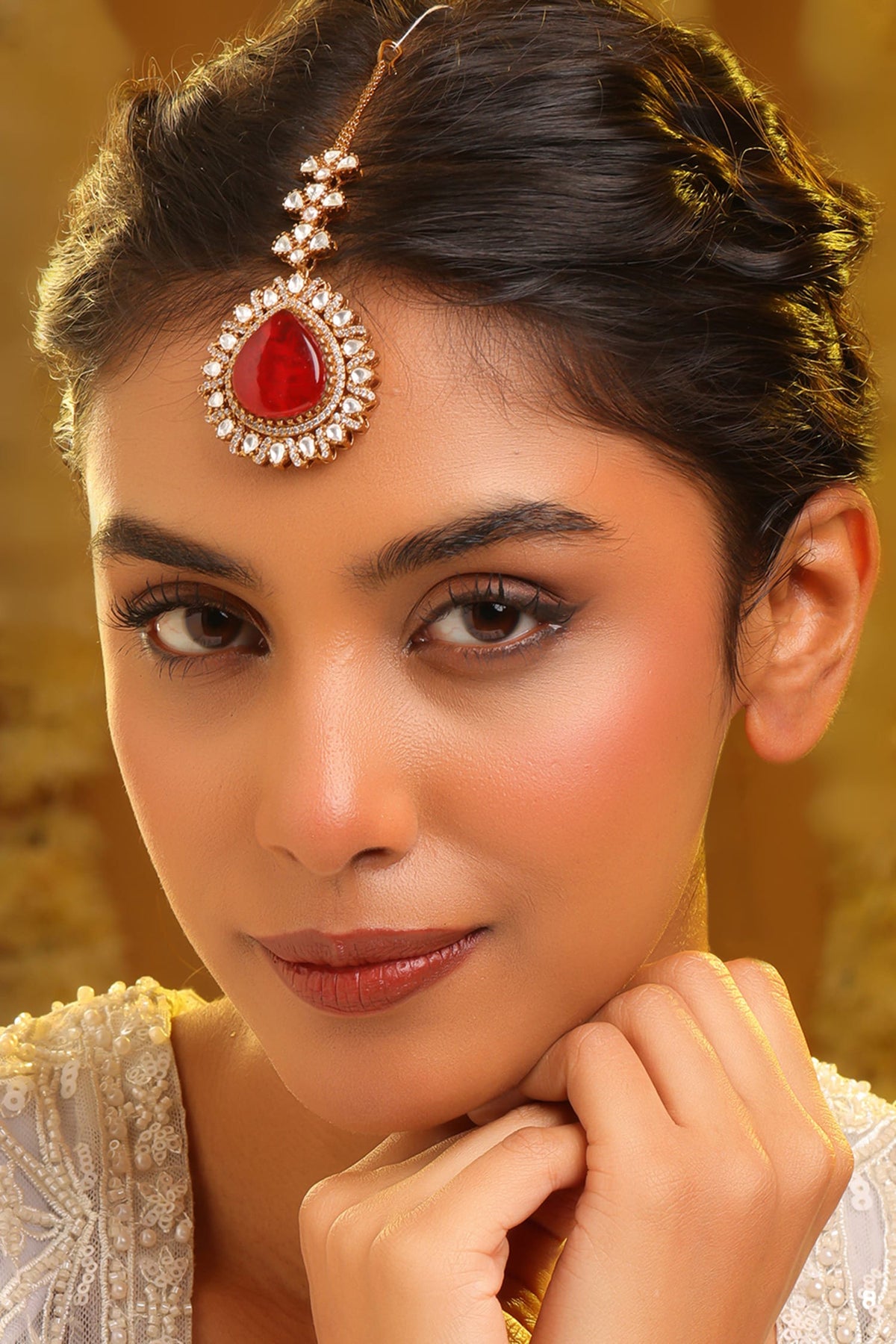 Kundan Embellished Maangtikka 