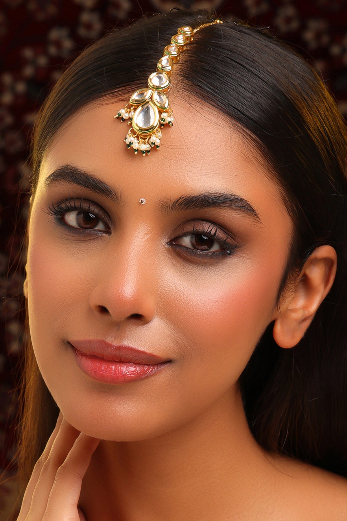 Kundan Embellished Maangtikka 