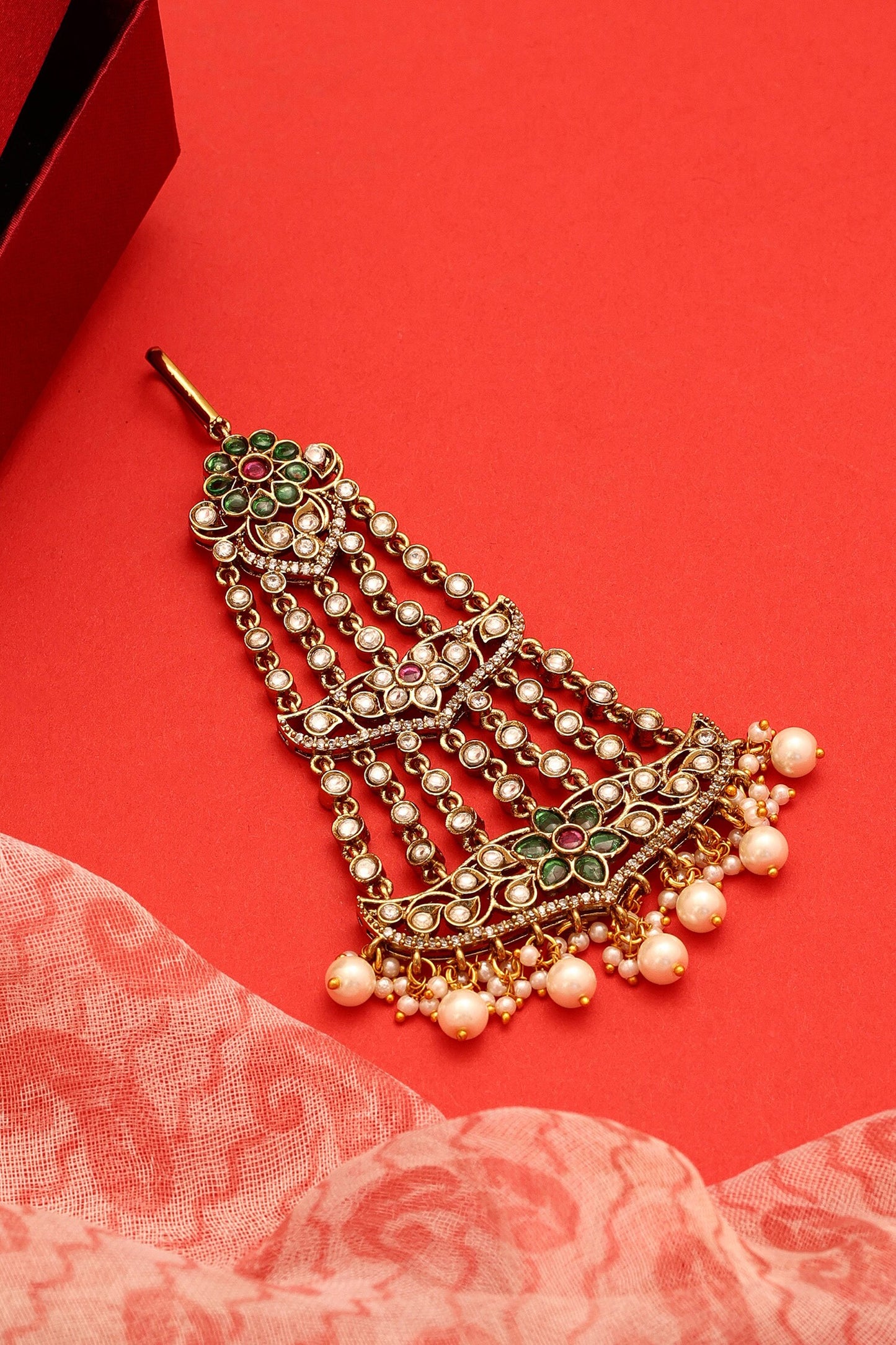 Kundan Pearl Embellished Passa 