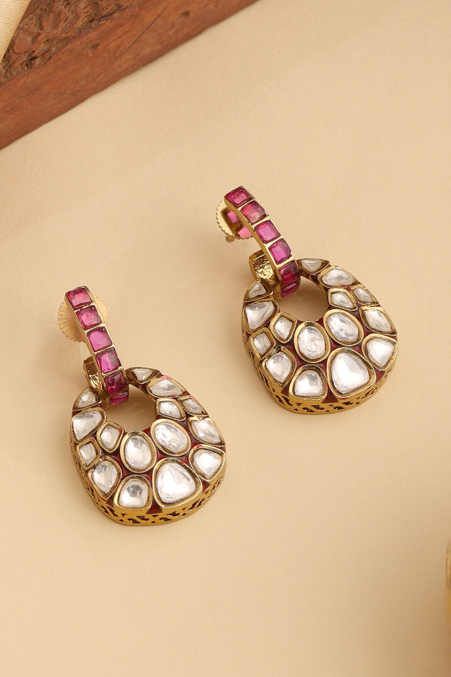 Kundan Embellished Earrings 