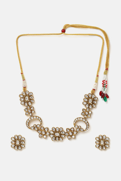 Kundan Embellished Necklace Set 