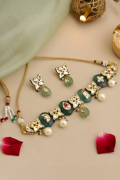 Kundan Embellished Choker Set 