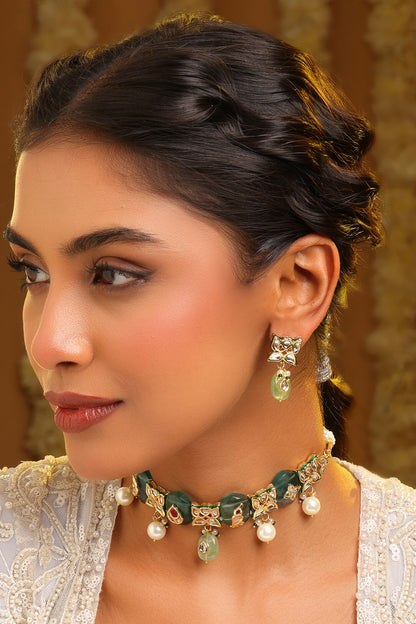 Kundan Embellished Choker Set 