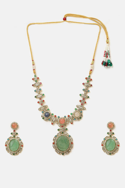 Kundan Studded Pendant Necklace Set 