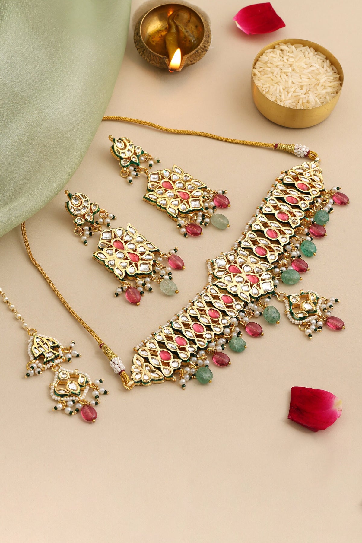 Kundan Embellished Choker Necklace Set 
