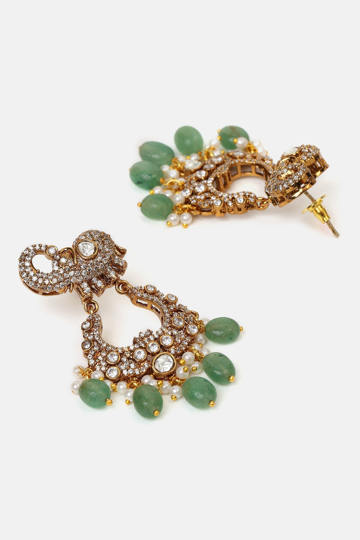 Kundan Embellished Pendant Necklace Set 