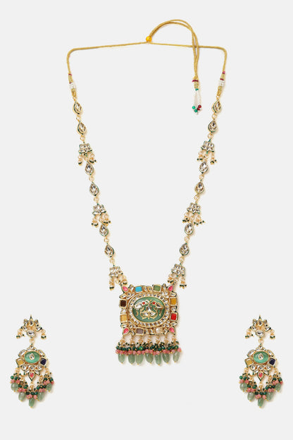 Kundan Embellished Pendant Necklace Set 