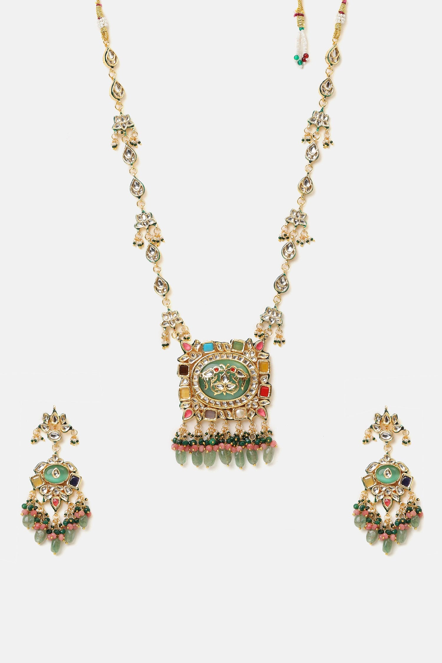 Kundan Embellished Pendant Necklace Set 