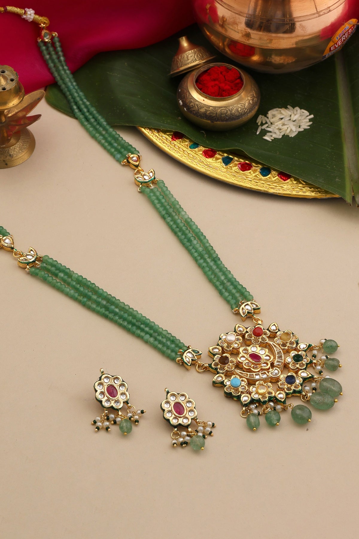 Kundan Embellished Layered Pendant Necklace Set 