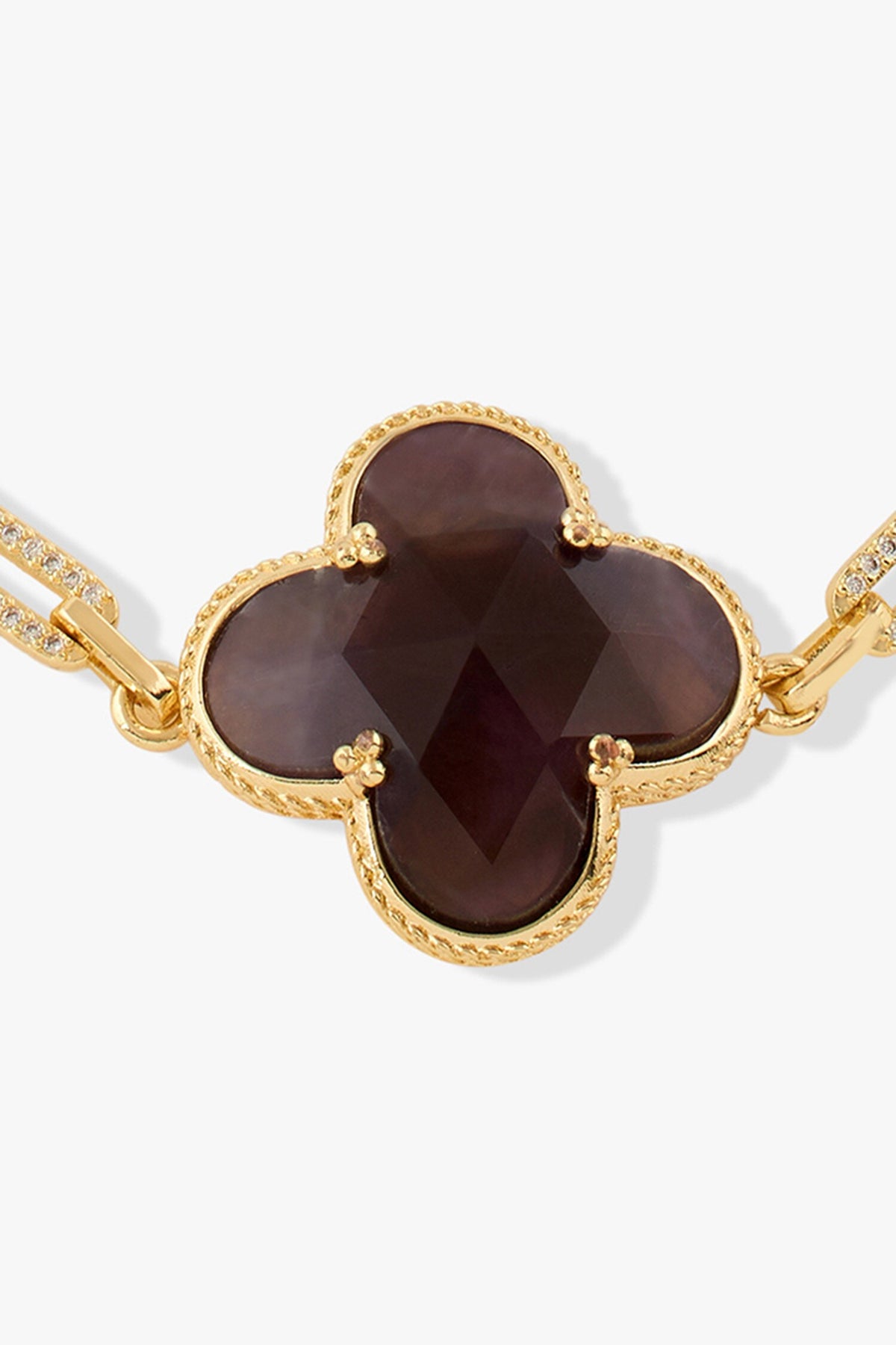 Lysari Stone Studded Pendant Necklace 