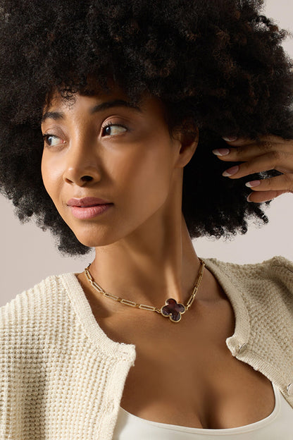 Lysari Stone Studded Pendant Necklace 
