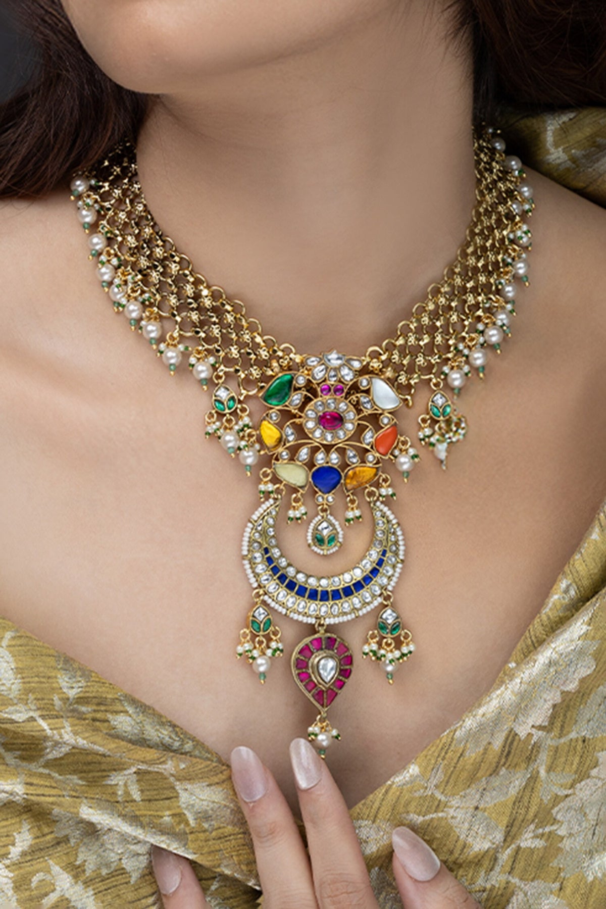 Rivaah Embellished Pendant Necklace 