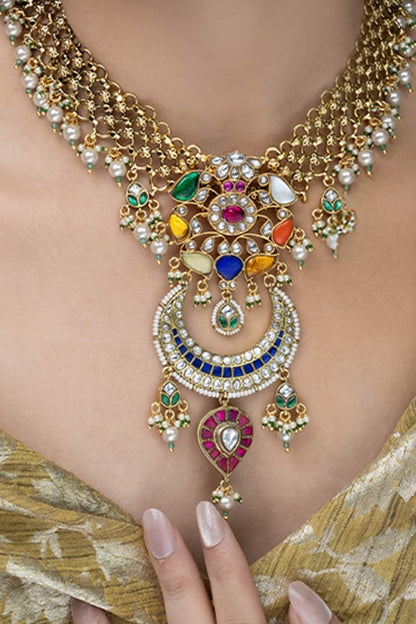 Rivaah Embellished Pendant Necklace 