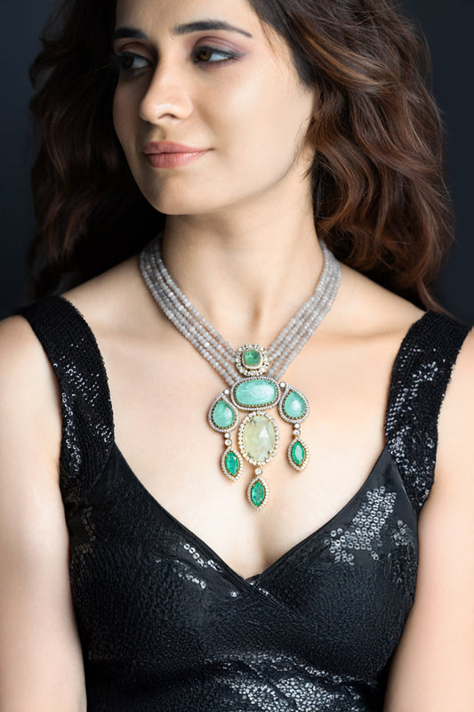Manika Embellished Pendant Necklace 