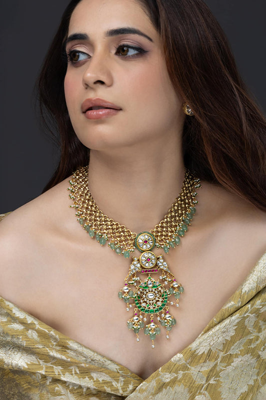 Manika Cutwork Embellished Pendant Necklace 
