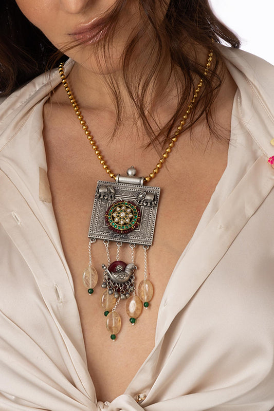 Ornate Bird Embellished Pendant Necklace 