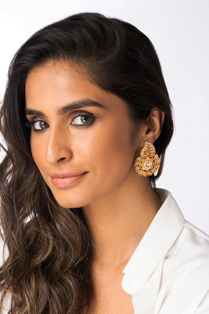 Stone Drop Flower Shaped Earrings 