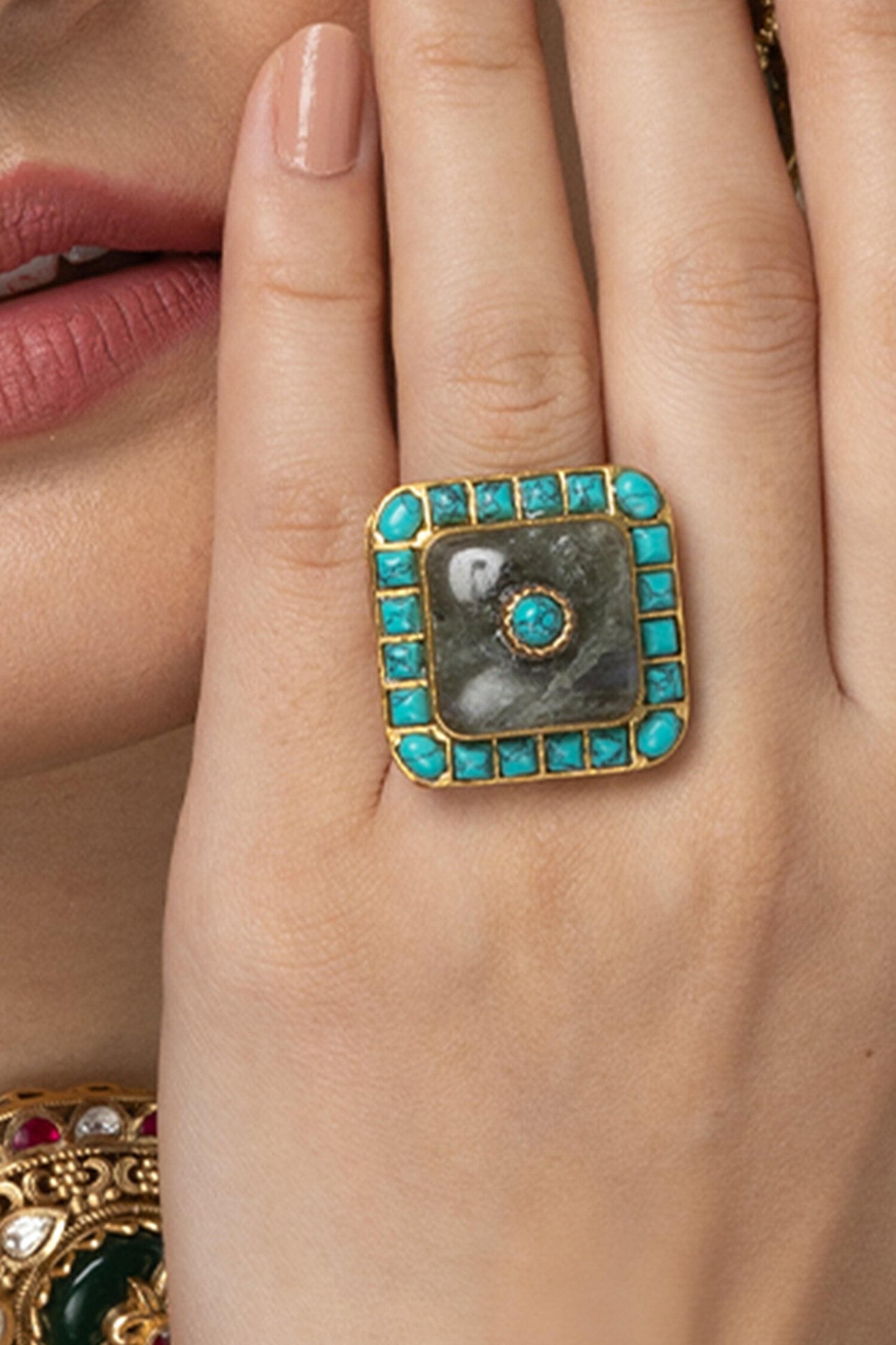 Blue Border Square Gray Ring 