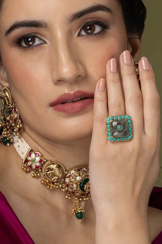 Blue Border Square Gray Ring 