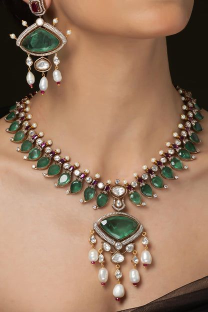 Emerald Ruby Embellished Pendant Necklace Set 