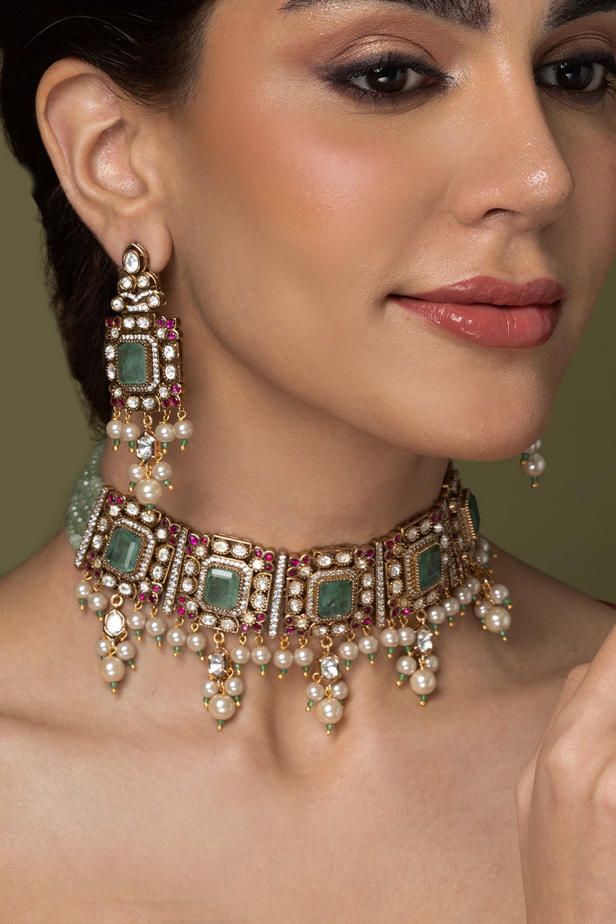 Rani Mahal Pearl Embellished Choker Set 