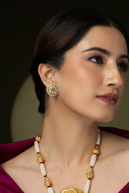 Medallion & Pearl Long Necklace Set 
