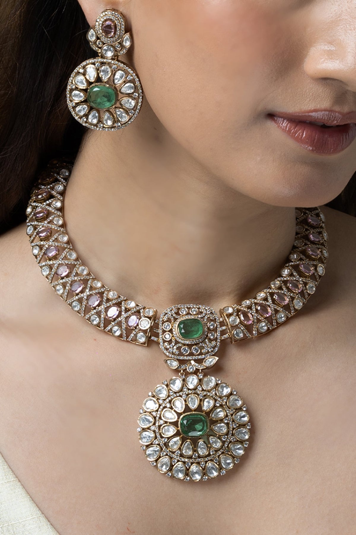 Emerald Embellished Pendant Necklace Set 