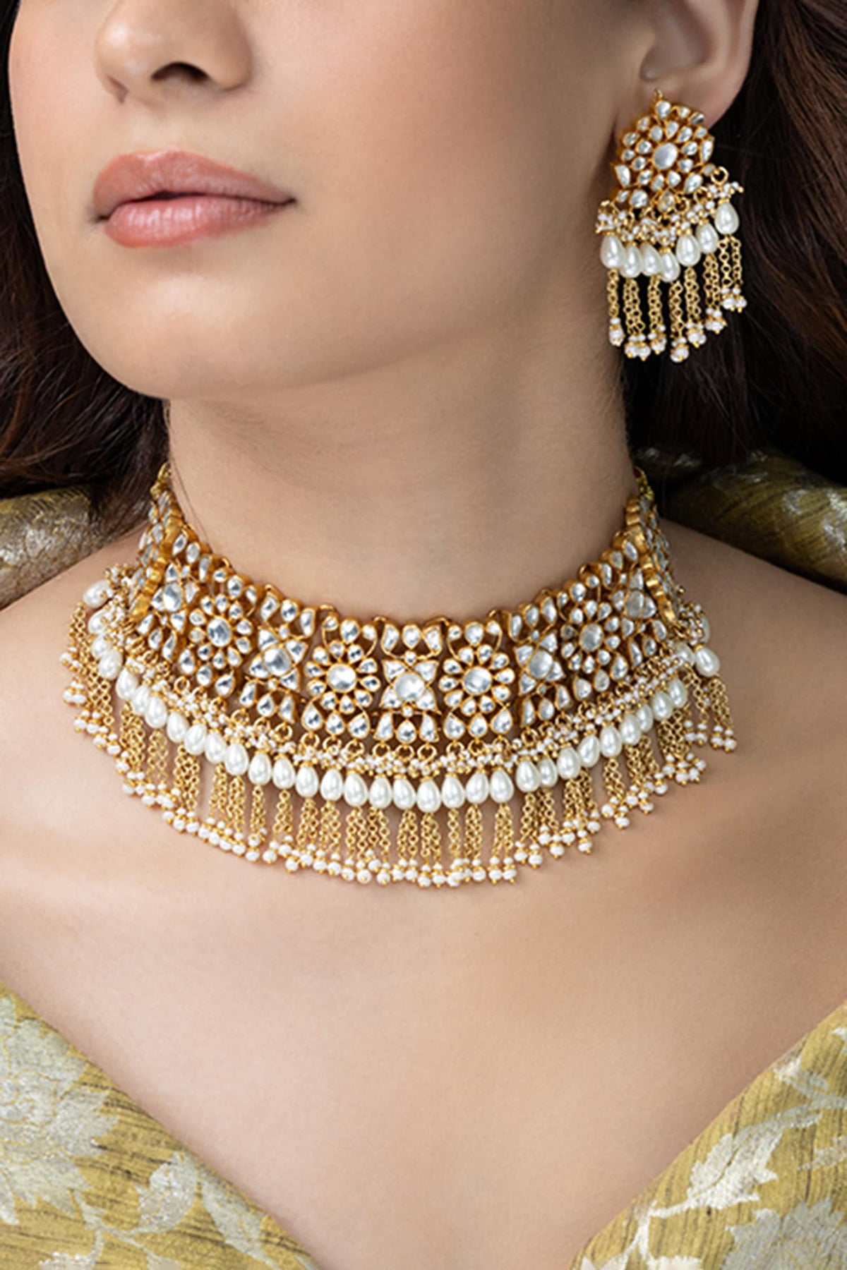 Viraasat Stone Studded Necklace Set 