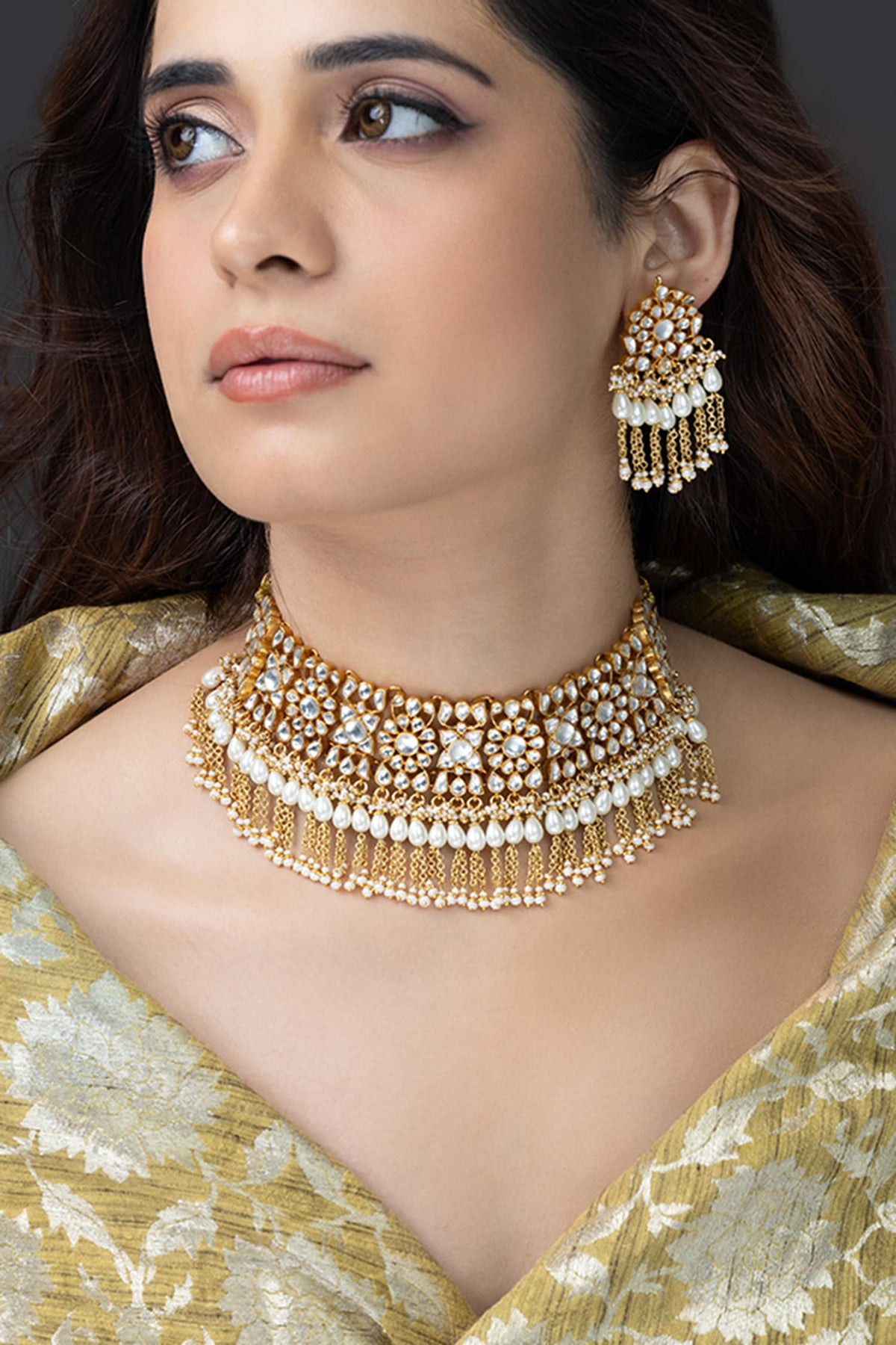 Viraasat Stone Studded Necklace Set 