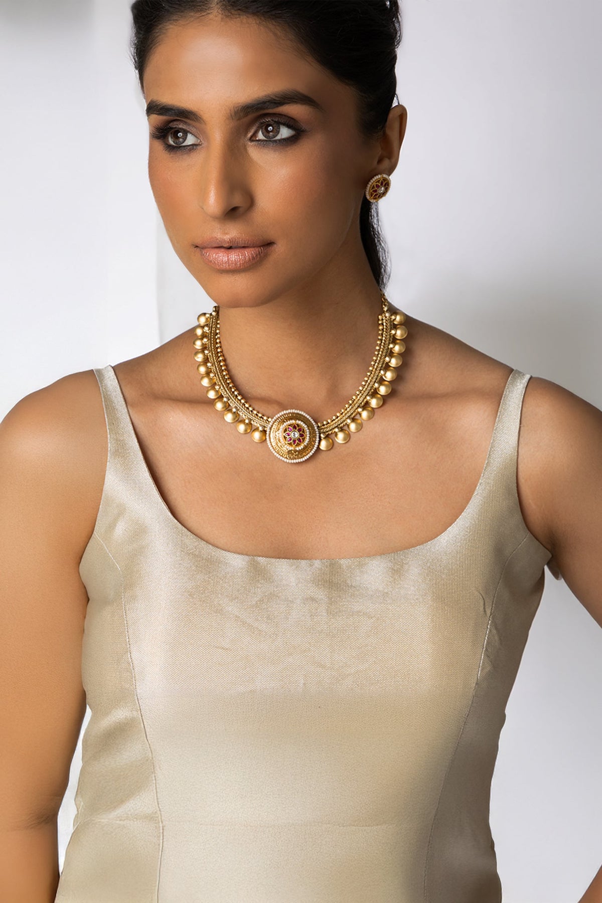 Structured Bead Embellished Necklace Set 
