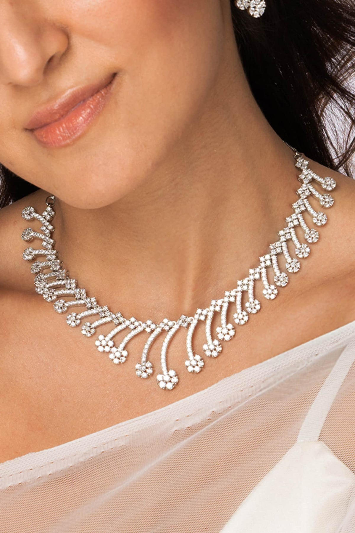 Majestic Leaf Shaped Necklace Set 