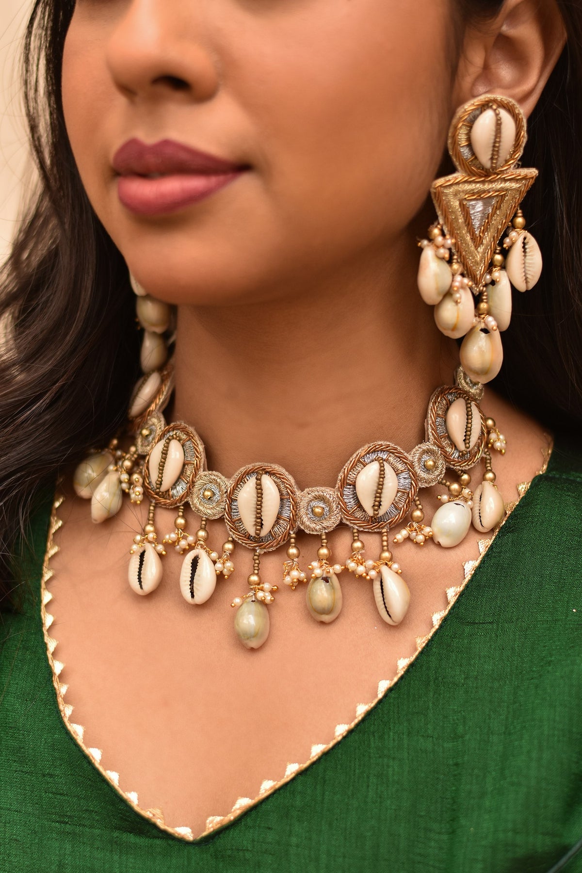 Navya Cowrie Shell Embellished Jewellery Set 