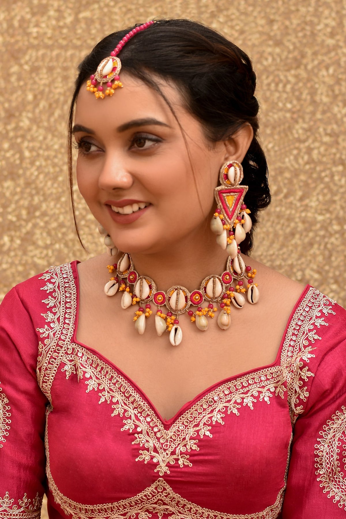 Navya Cowrie Shell Embellished Jewellery Set 