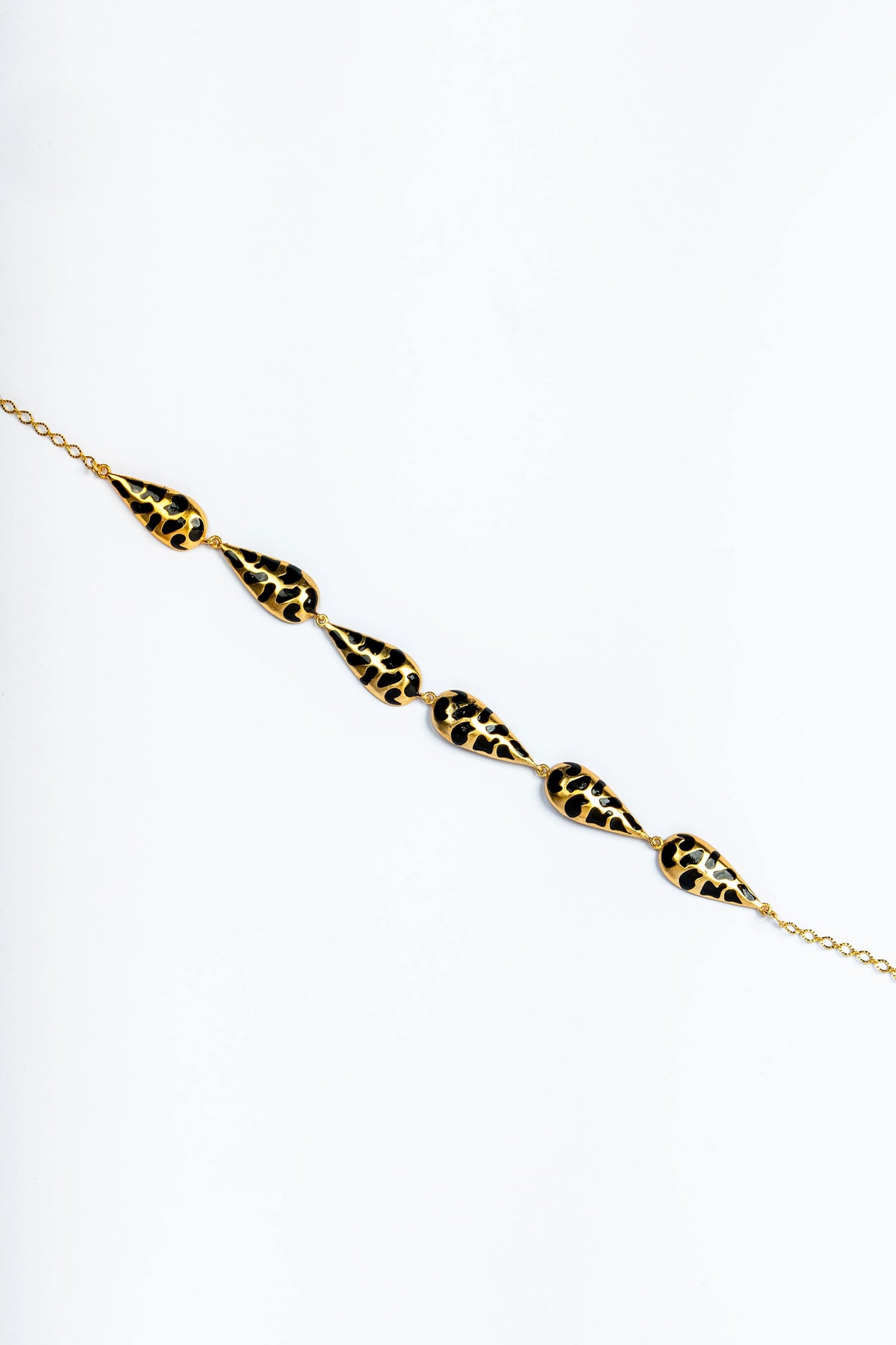 Cat Walk Glow Choker Necklace 