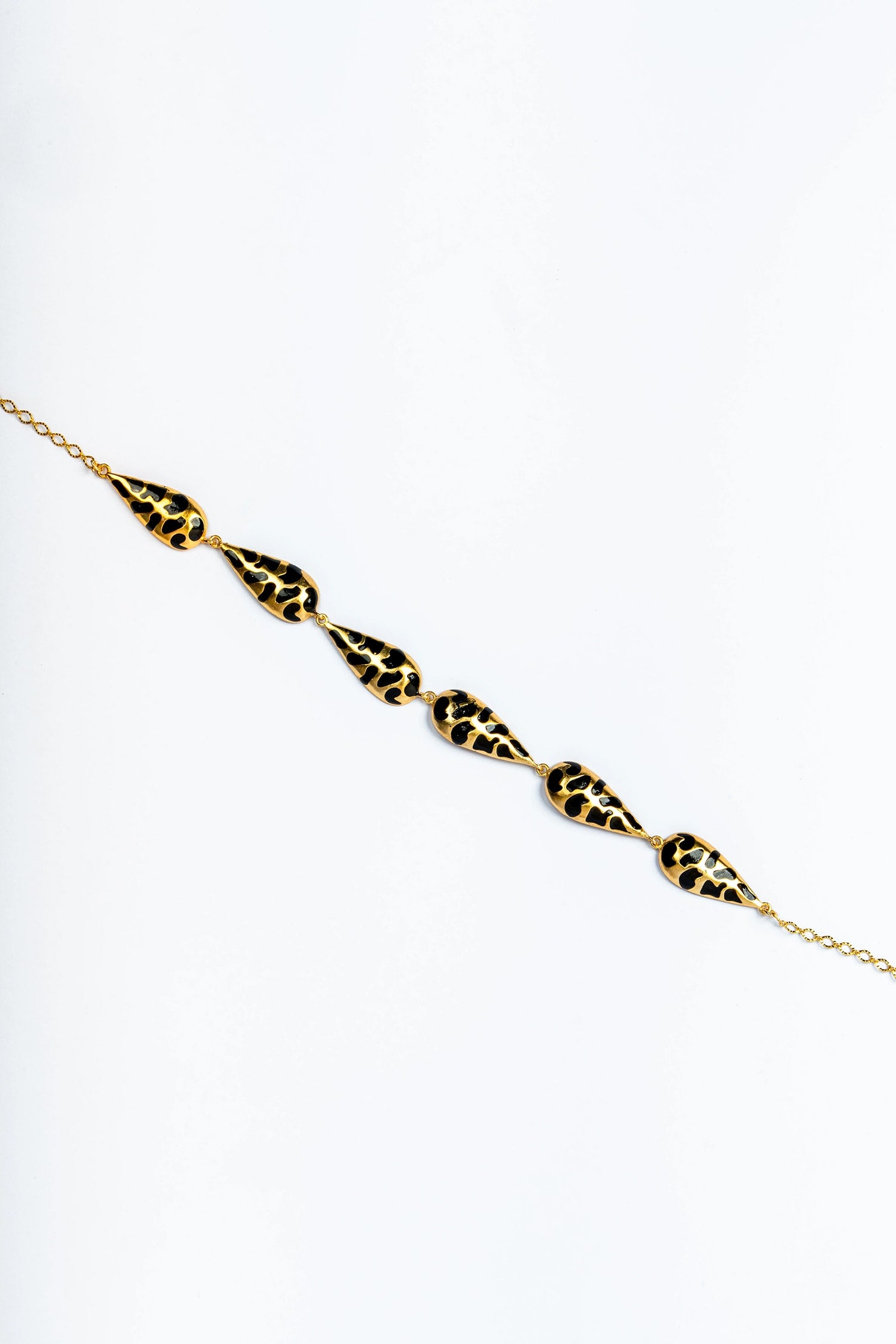 Cat Walk Glow Choker Necklace 