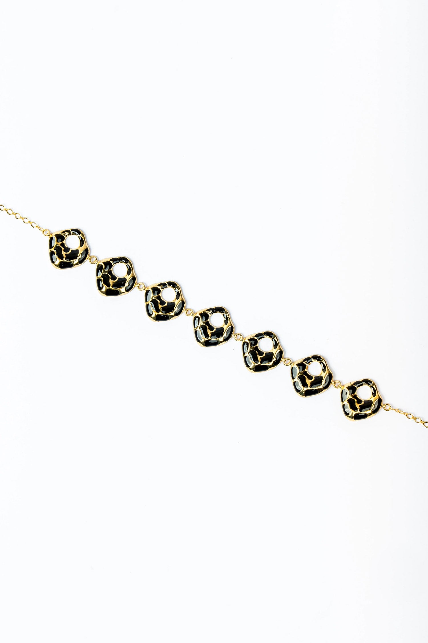 Fierce Eyes Choker Necklace 