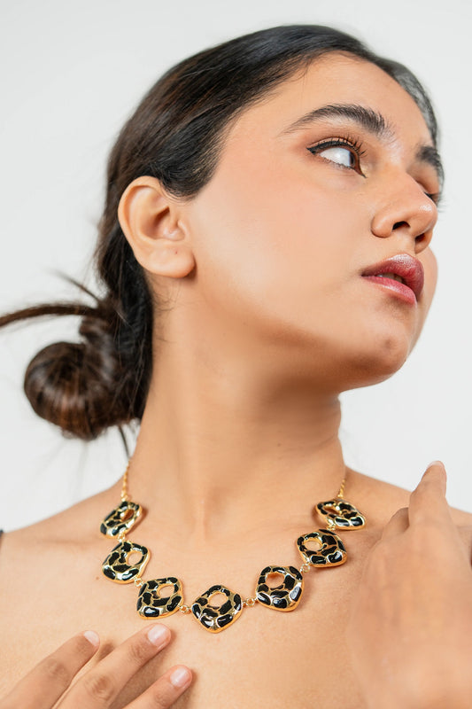 Fierce Eyes Choker Necklace 