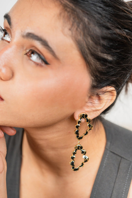 Wild Mark Drop Earrings 