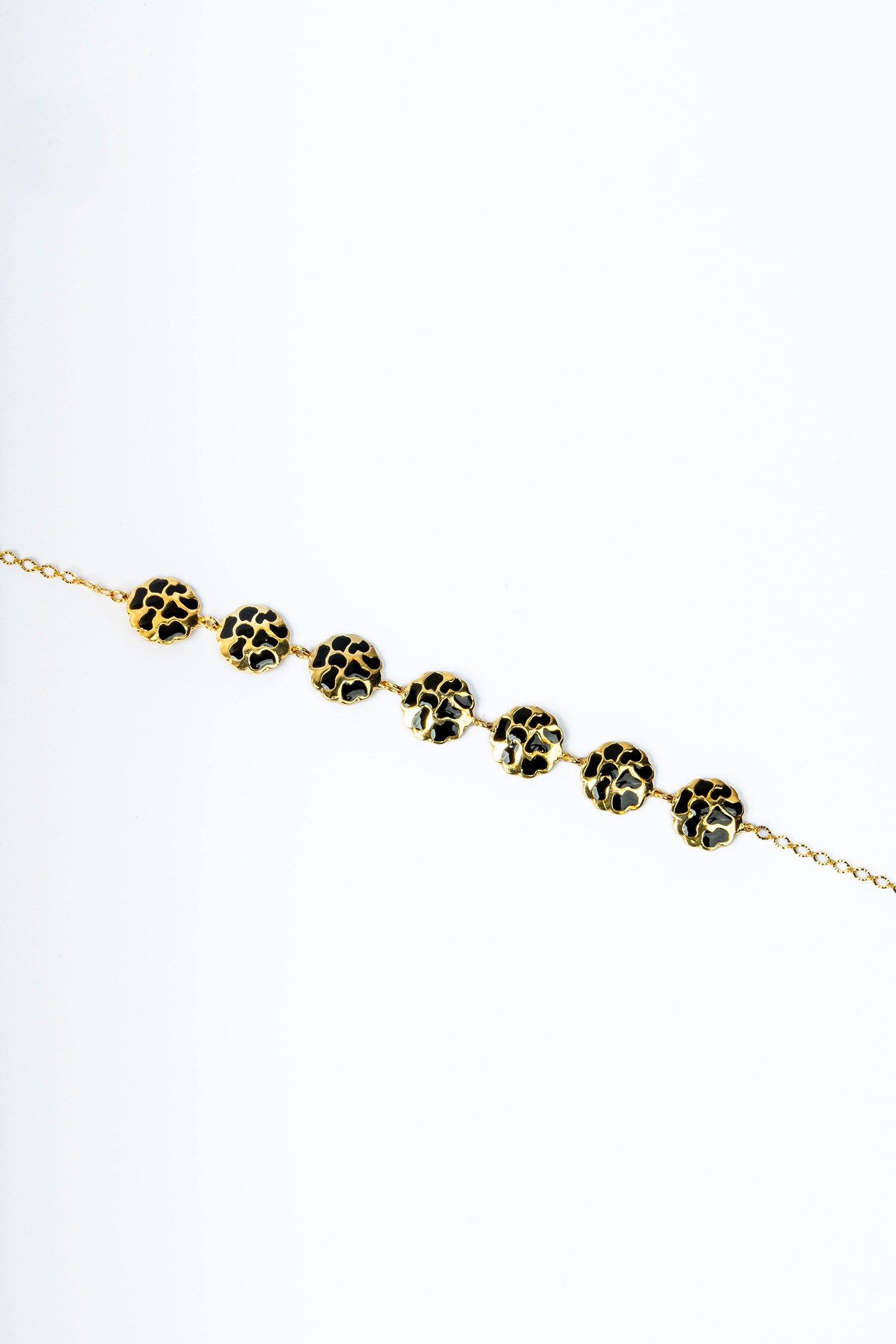 Love Me Wild Choker Necklace 