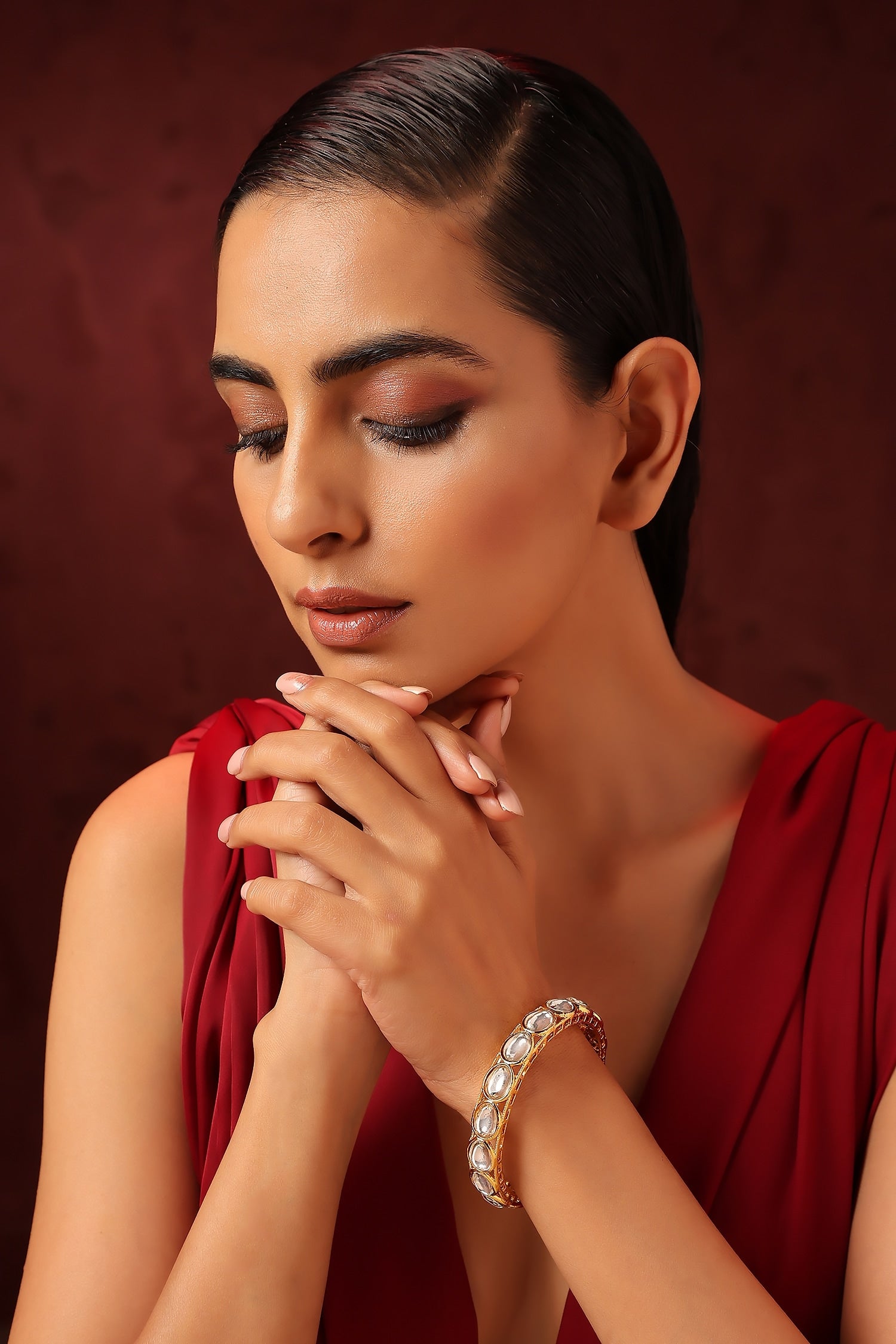 Gold Kundan Enamelled Oval Kada 