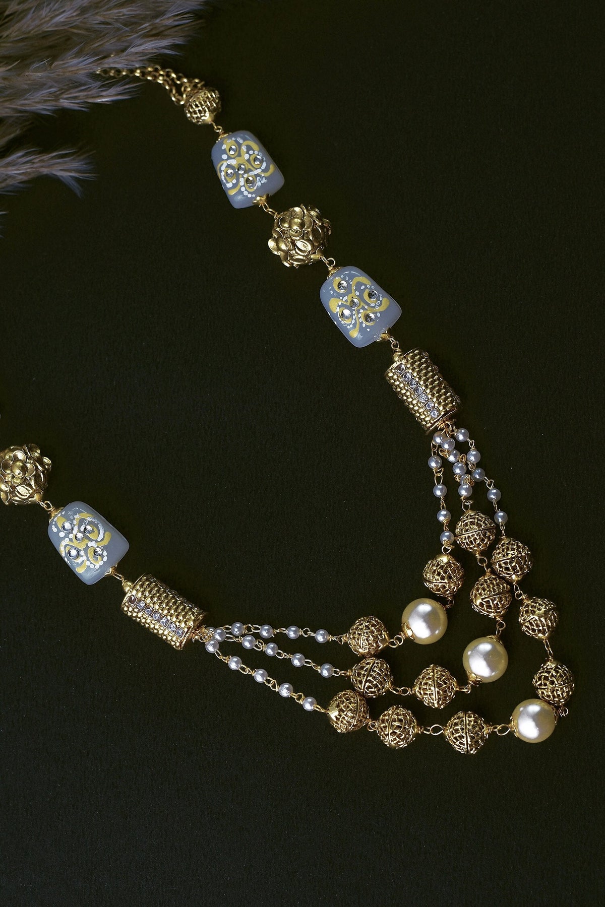 Pearl Embellished Layered Necklace 