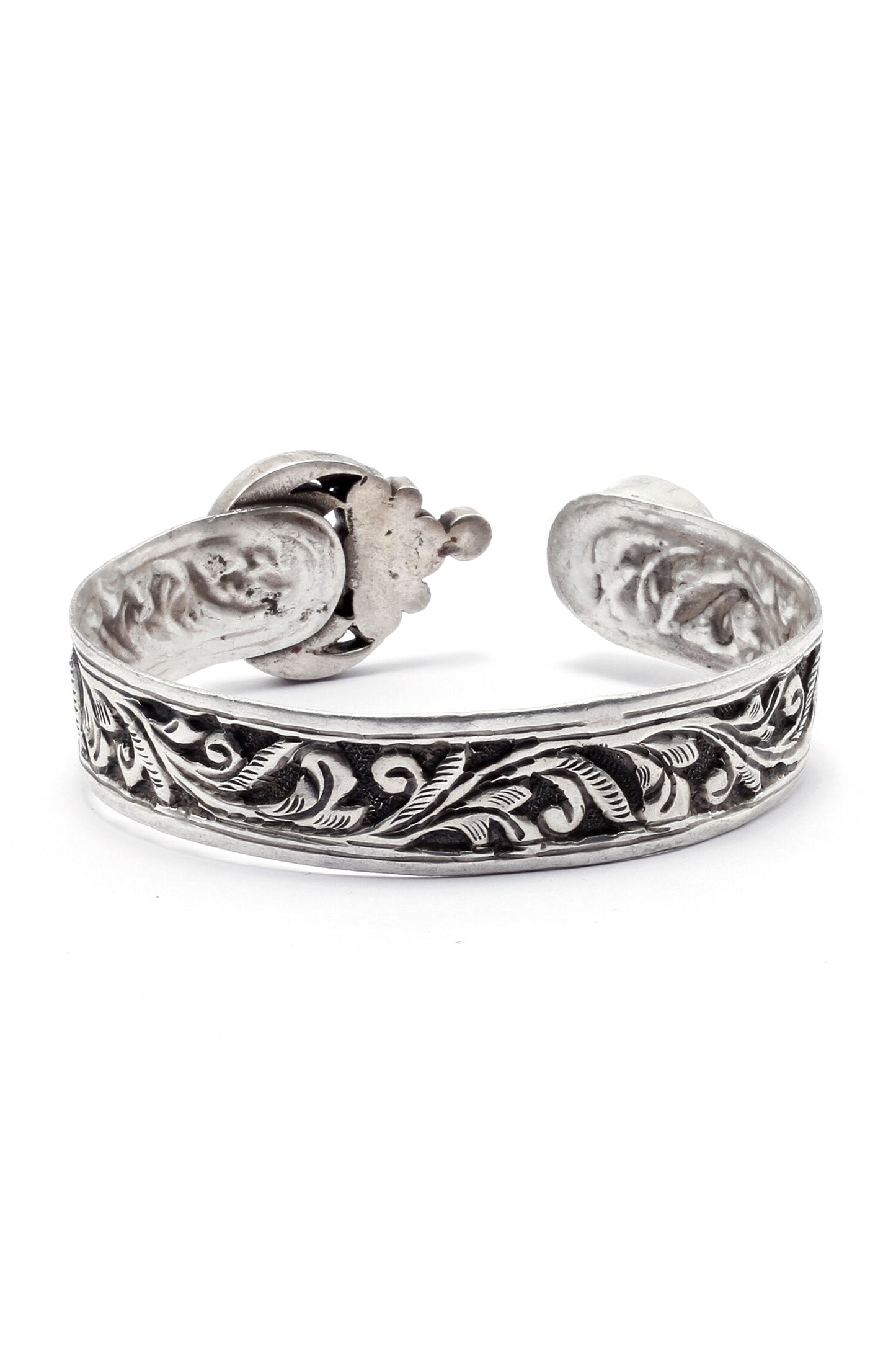 Tanija Floral Carved Cuff Bracelet 