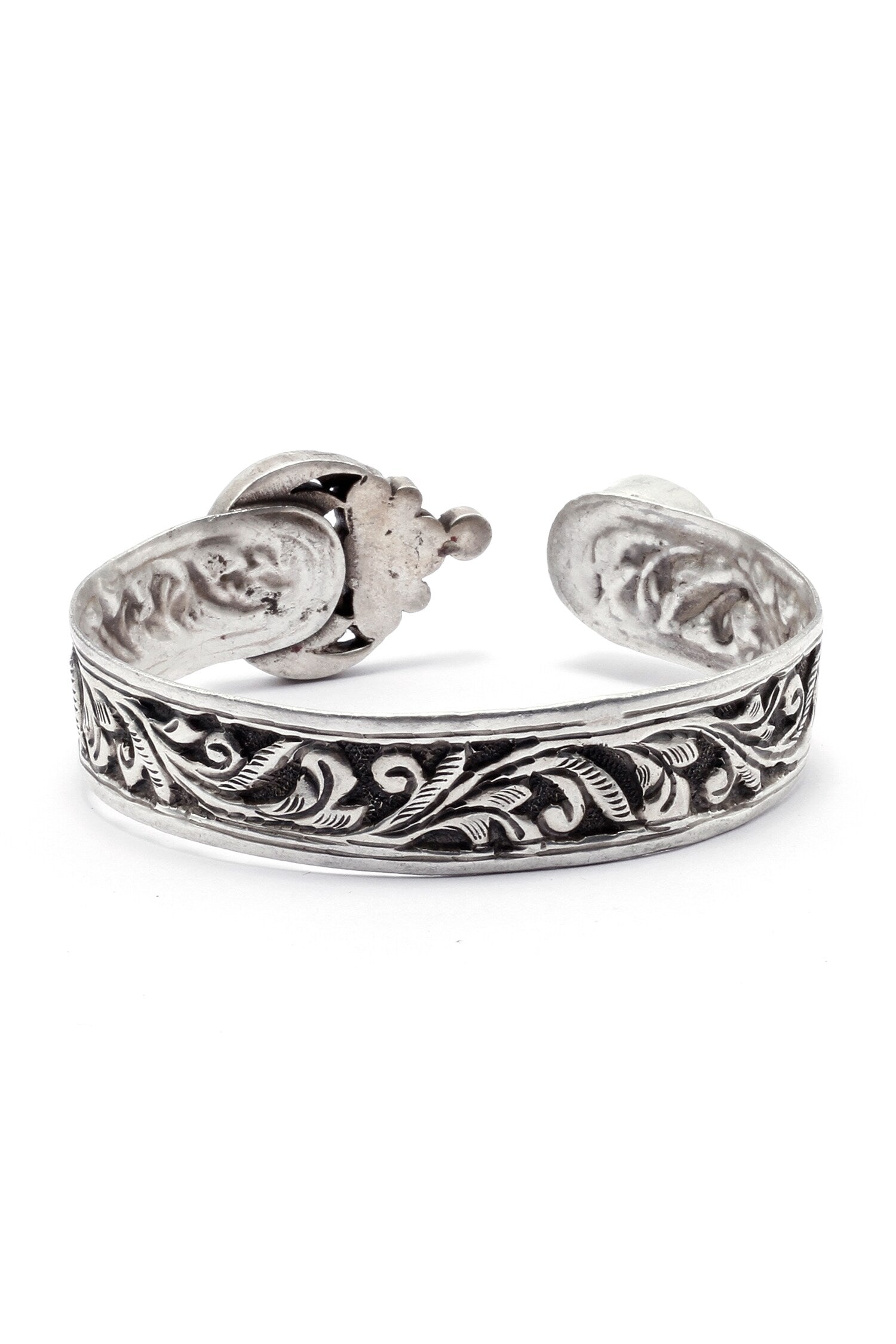 Tanija Floral Carved Cuff Bracelet 