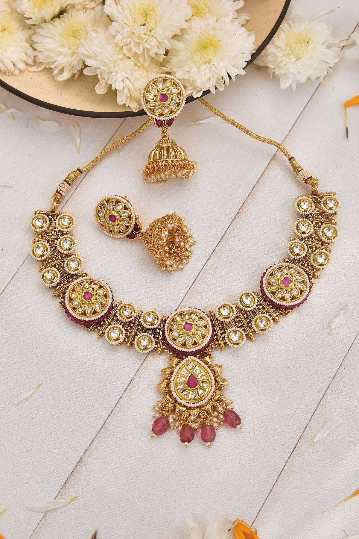 Carved Stone Embellished Necklace Set 