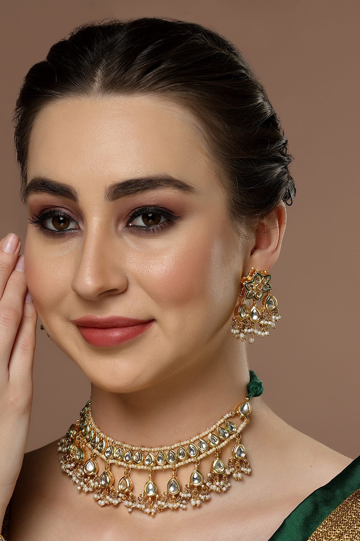 Kundan Studded Choker Set 