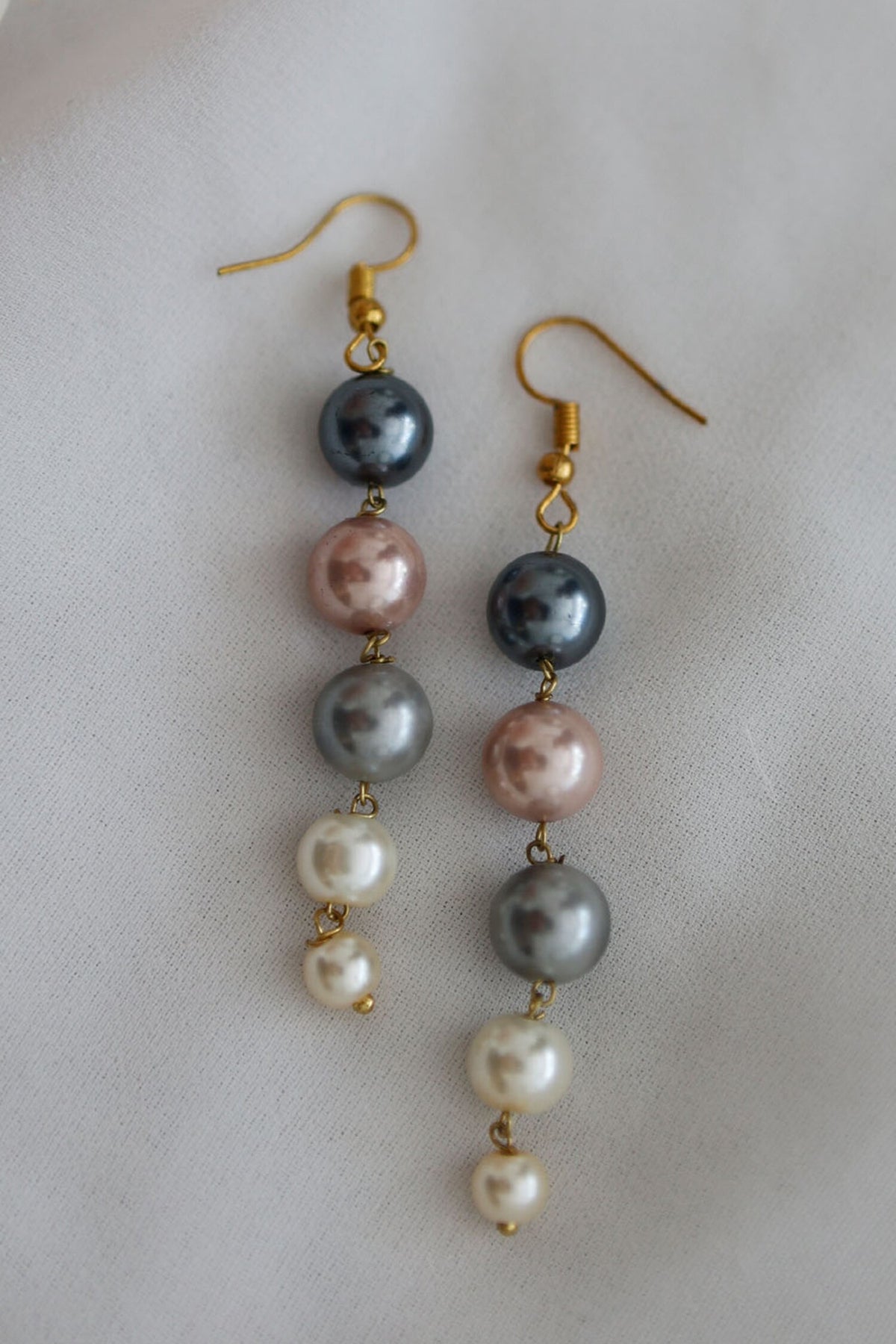Pearl Drop Earrings 