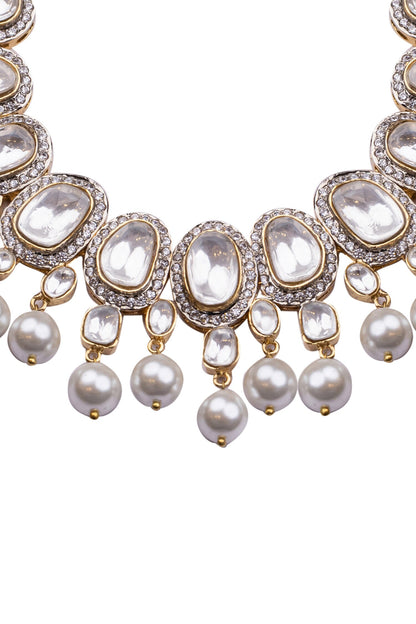 Kundan Embellished Choker 